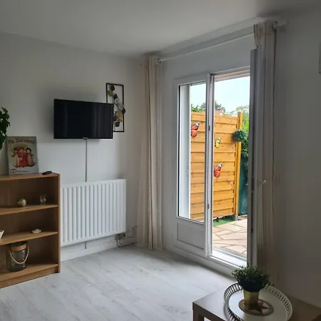 - Jardin Et Terrasse Proche De La Apartamento