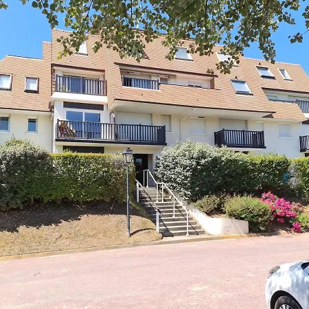 - Jardin Et Terrasse Proche De La * Cabourg
