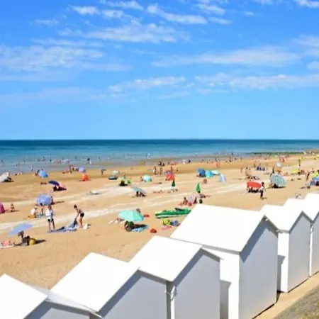 - Jardin Et Terrasse Proche De La Apartamento Cabourg